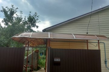Примыкающий навес из металлопрофиля